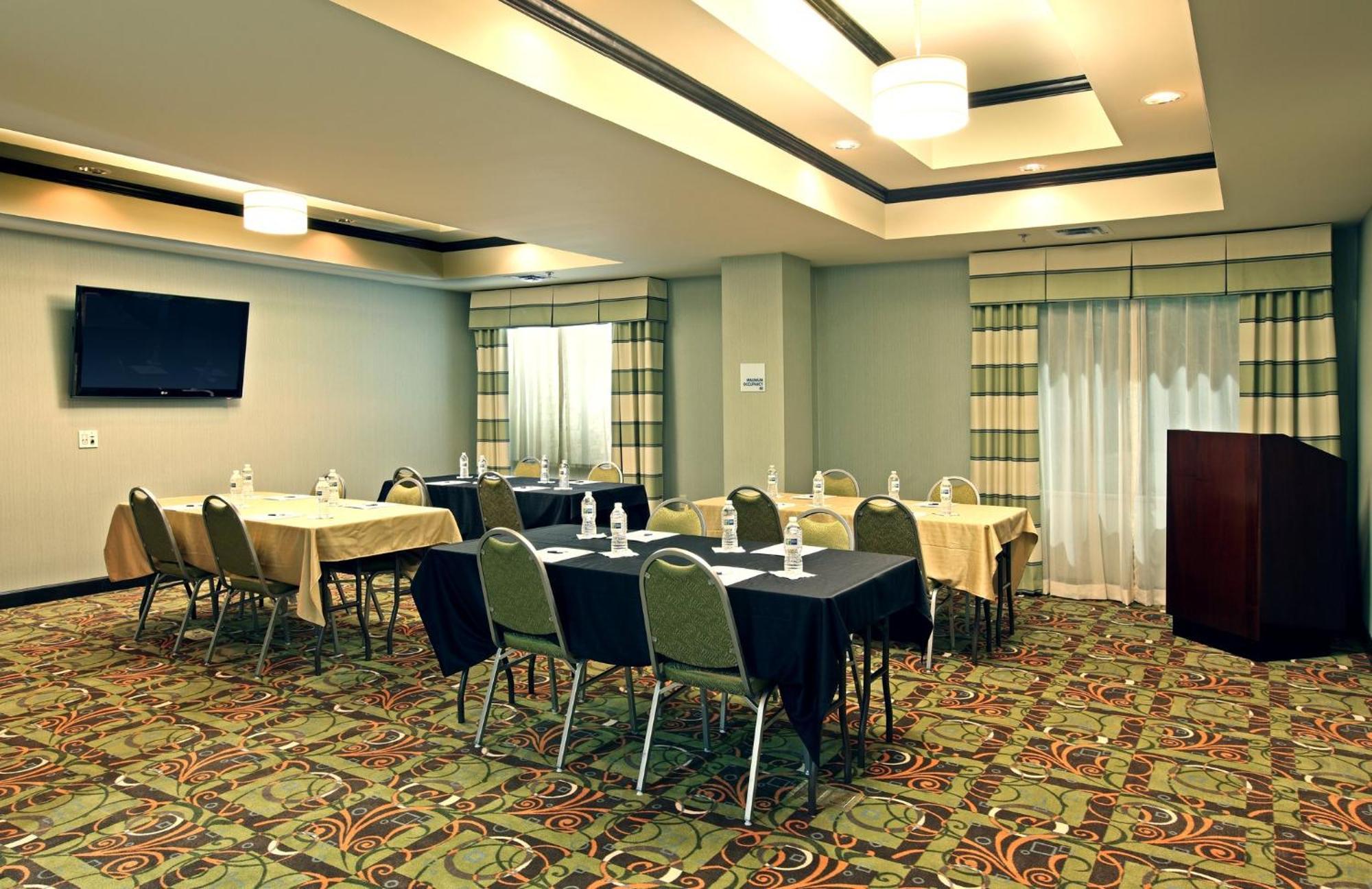 Holiday Inn Express & Suites Maumelle By Ihg Екстериор снимка